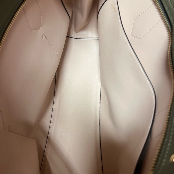 Beautiful Green Michael Kors Purse - Picture 9 of 12